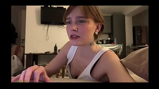 Lolatatee online show from 25, 6, 2026