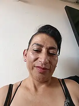 Lucia Rios online show from 16, 6, 2026