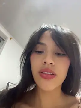 Mia-villalobos online show from 9, 6, 2026
