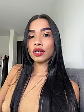 Bella Smithe online show from 20, 6, 2026