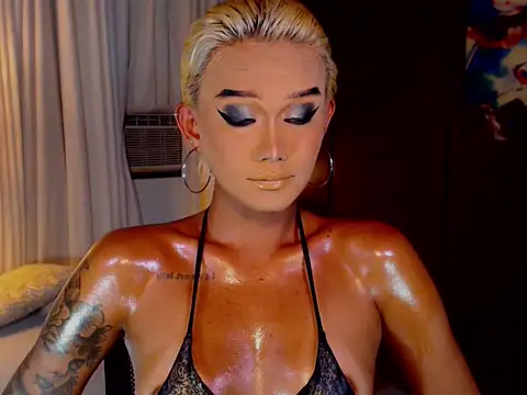 xXLustFullTransXx online show from 13, 6, 2026