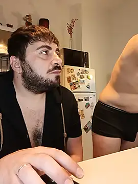 bear skinny online show from 21, 6, 2026