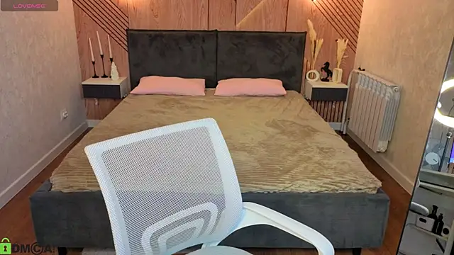 Crystal-Lace online show from 3, 6, 2026