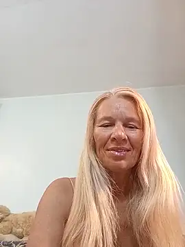 ViktoriaSexi1 online show from 7, 6, 2026