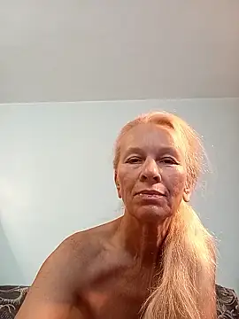 ViktoriaSexi1 online show from 13, 6, 2026
