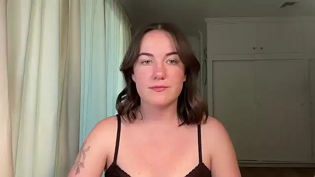 Snapshot of summerxo chatting on 11, 6, 2026 summerxo online show from 11, 6, 2026