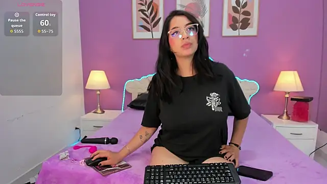 YayaQueen online show from 15, 6, 2026