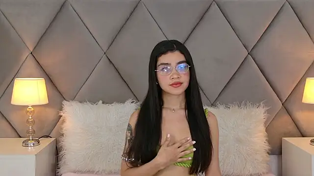 Snapshot of OliviaDiaz chatting on 24, 5, 2026 OliviaDiaz online show from 24, 5, 2026