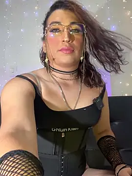 Snapshot of Naughtygirlts chatting on 27, 5, 2026 Naughtygirlts online show from 27, 5, 2026