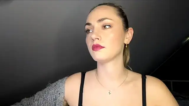 ScarlettSensitive online show from 25, 5, 2026