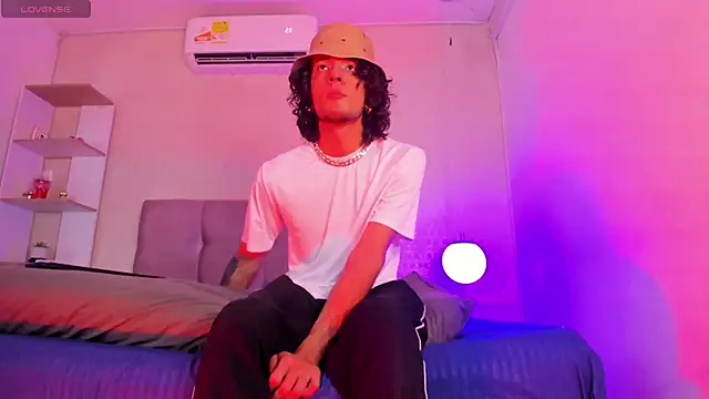 Skinny Mac online show from 3, 6, 2026