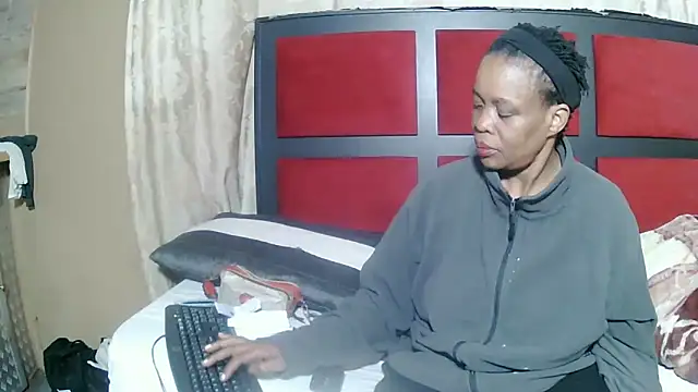 Snapshot of JoycyQueen chatting on 20, 6, 2026 JoycyQueen online show from 20, 6, 2026