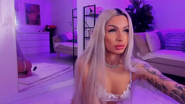 ArianaXO  online show from 22, 5, 2026
