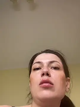 Cutee Erika online show from 13, 6, 2026