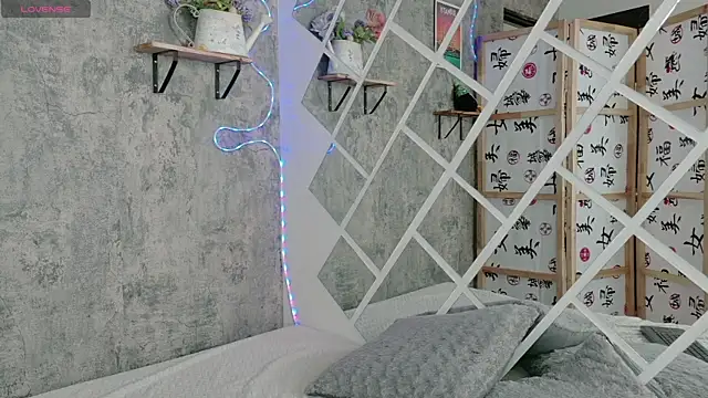 Sophia xoxo1 online show from 19, 5, 2026
