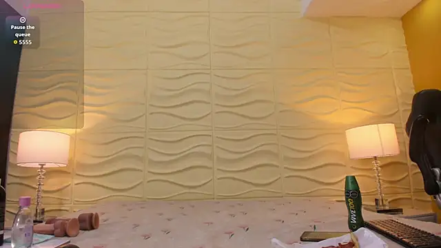 ElaineLaurent online show from 19, 6, 2026