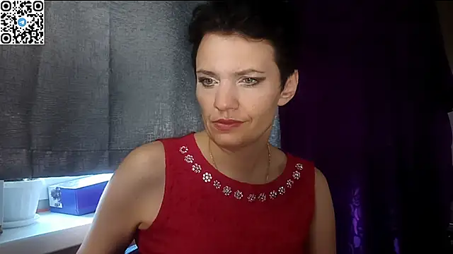 HotMamaQueen234 online show from 5, 6, 2026