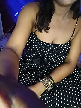 mayakapoor880 online show from 6, 6, 2026