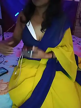 mayakapoor880 online show from 9, 6, 2026