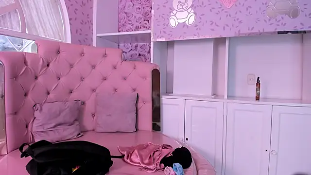 dulce girls online show from 15, 5, 2026