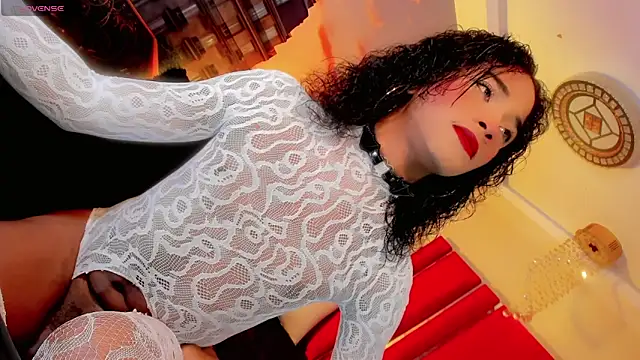 Paola Delfino online show from 16, 6, 2026