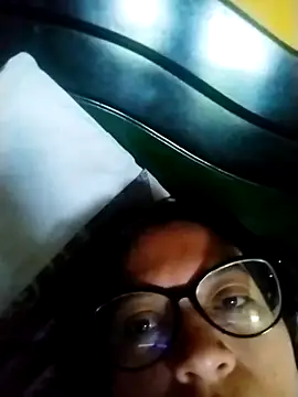 LatinSquirtBaby online show from 22, 5, 2026