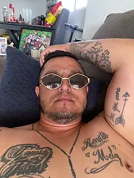 HOTB0Y18 online show from 25, 5, 2026