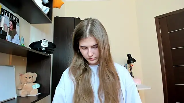OhMyAlice online show from 5, 7, 2026