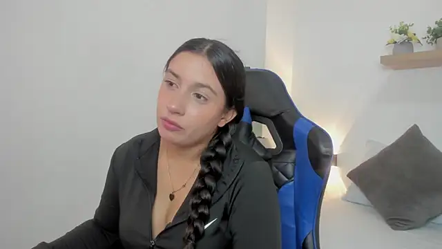 kira relish online show from 21, 5, 2026