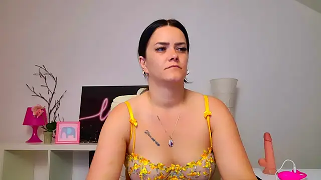 NicolSparkleX online show from 18, 6, 2026