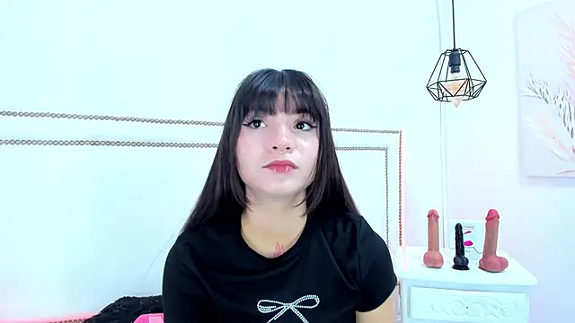 emma-sandoval online show from 23, 5, 2026