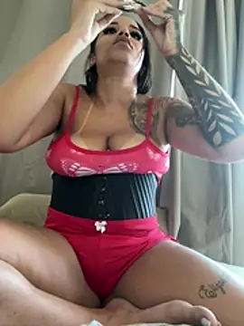Maryhotangel online show from 4, 6, 2026