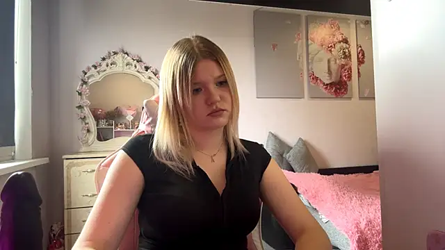 SweettAnny online show from 14, 6, 2026