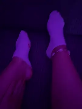 LilouPieds online show from 20, 6, 2026