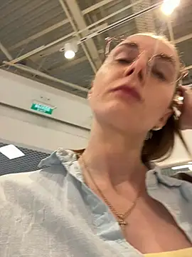 FReyja 44 online show from 16, 6, 2026