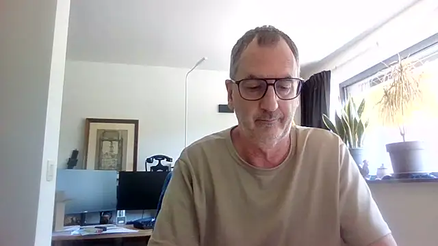 HotLucas66 online show from 18, 6, 2026