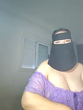 Snapshot of Big_as-big chatting on 19, 4, 2026 Big as-big online show from 19, 4, 2026