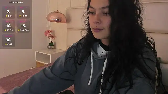 Kikii 1 online show from 6, 6, 2026