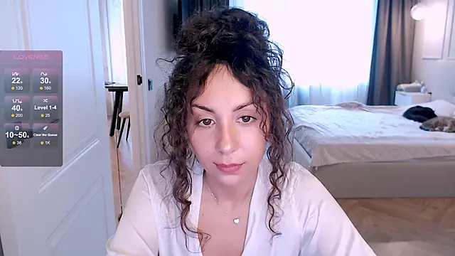 curly jade  online show from 24, 6, 2026