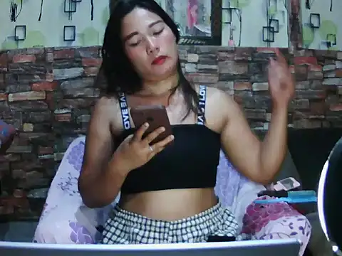 honey krishia online show from 3, 7, 2026