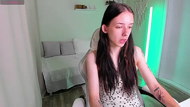 AnnaOddy online show from 10, 6, 2026