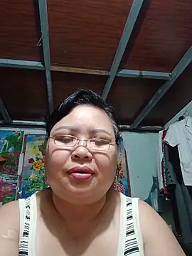 Snapshot of Monglan-c chatting on 26, 5, 2026 Monglan-c online show from 26, 5, 2026