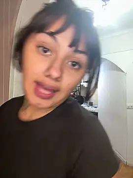 Abrildqquino online show from 9, 5, 2026