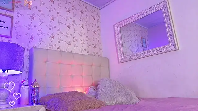 lia kitty0 online show from 4, 6, 2026