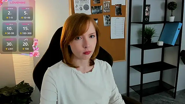 CherryCrushLove online show from 25, 5, 2026