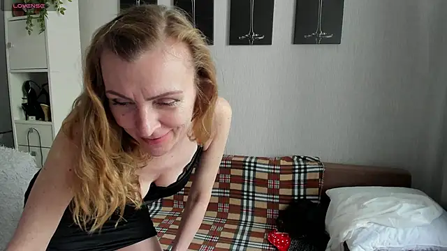 verywetforyou online show from 22, 4, 2026