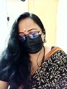 monisha cam online show from 4, 6, 2026