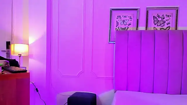 Alexa fox669 online show from 10, 7, 2026