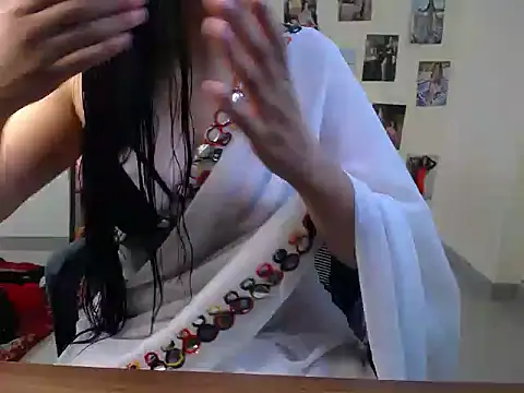 Kinky babyy online show from 5, 6, 2026