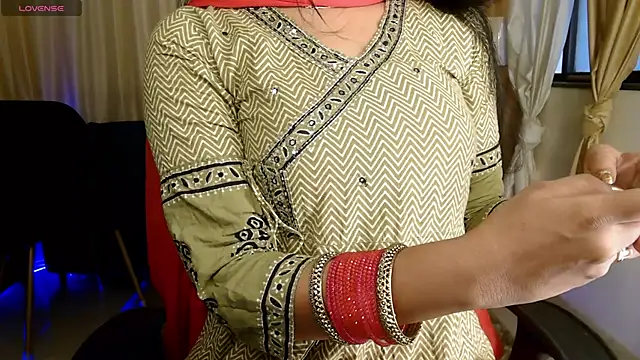 apsara tanu online show from 4, 6, 2026